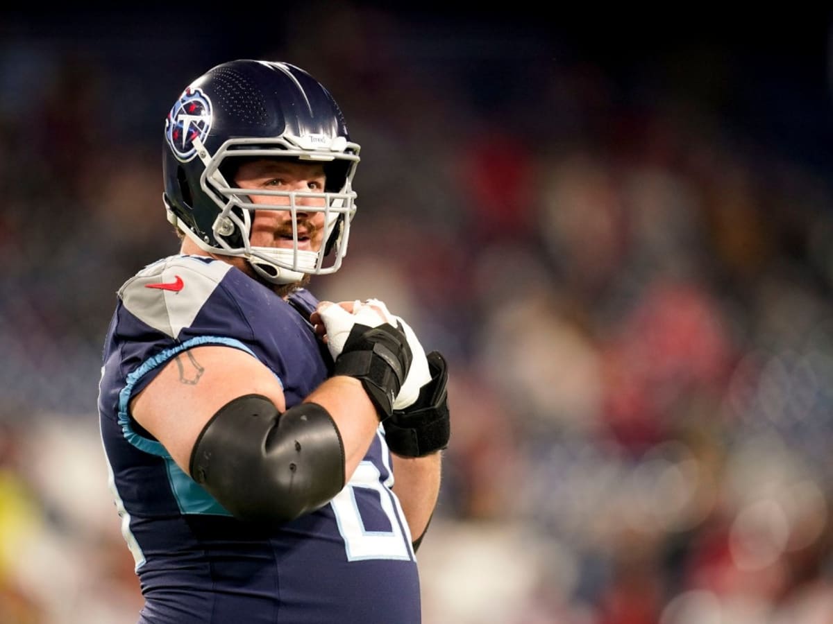 Titans' Ben Jones Casually Talking About His Injuries Growing Up Is Insane