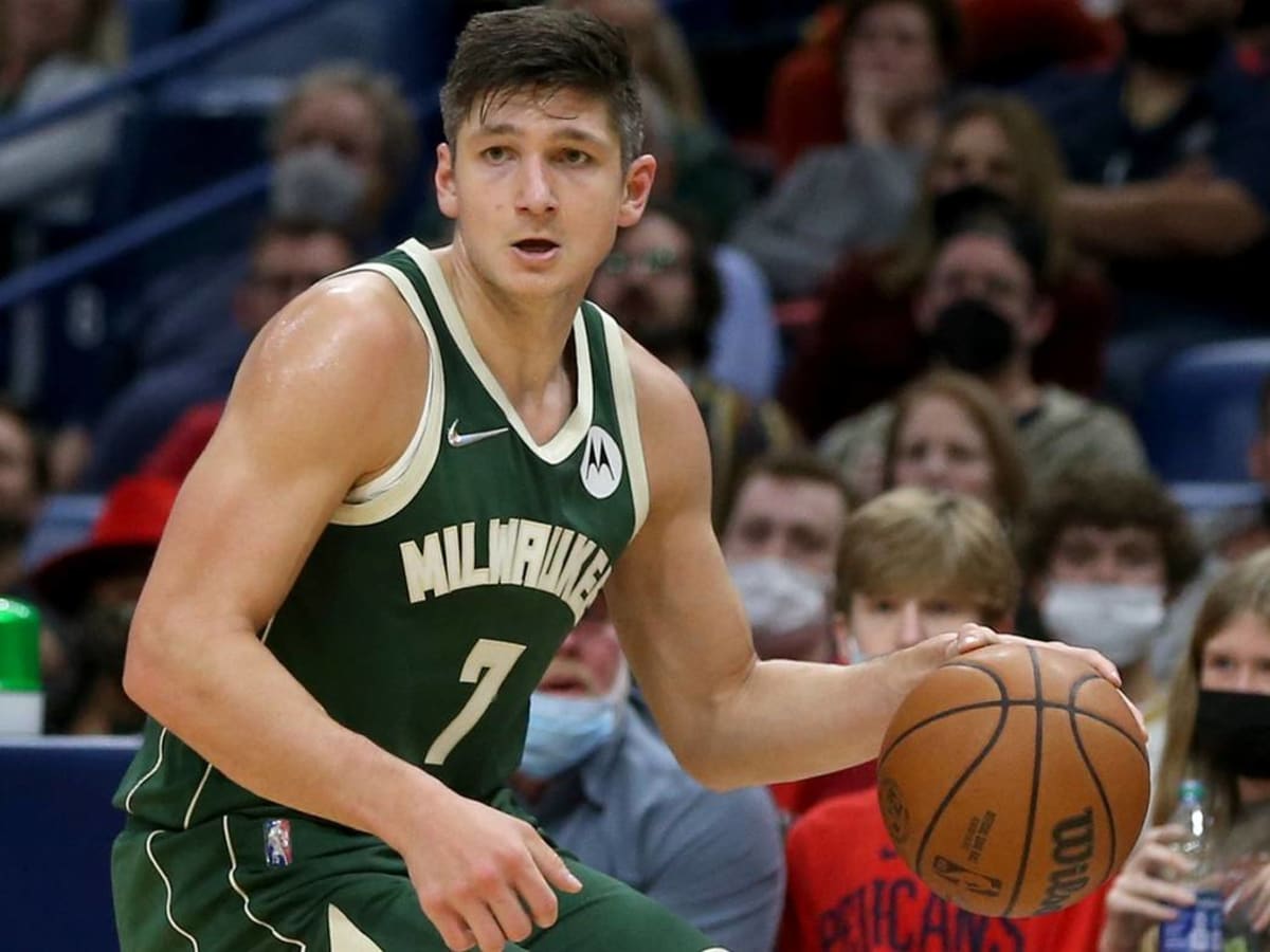 Is Grayson Allen getting engaged to Morgan Reid? His Parents, Family, Salary,  Jersey 