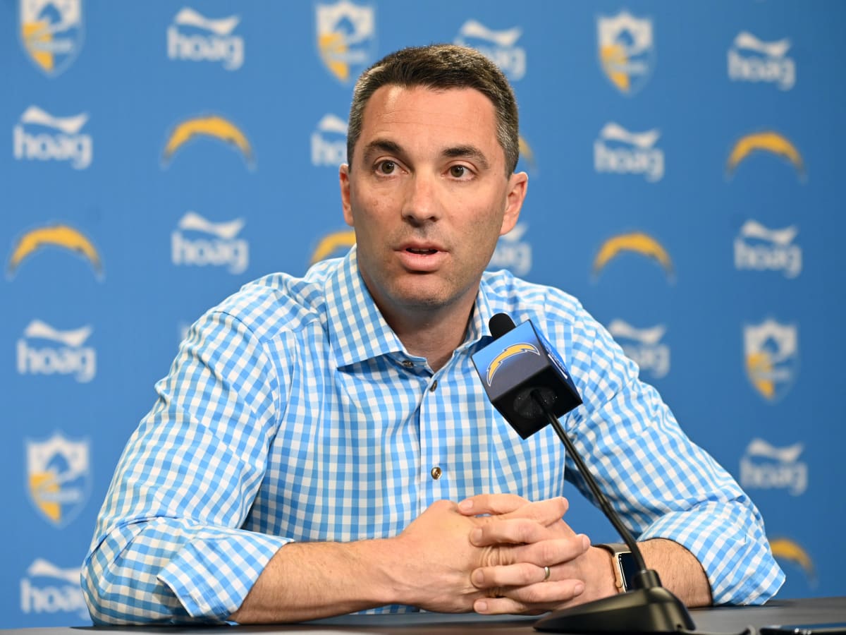 Chargers GM Tom Telesco reportedly apologized to DBs for signing