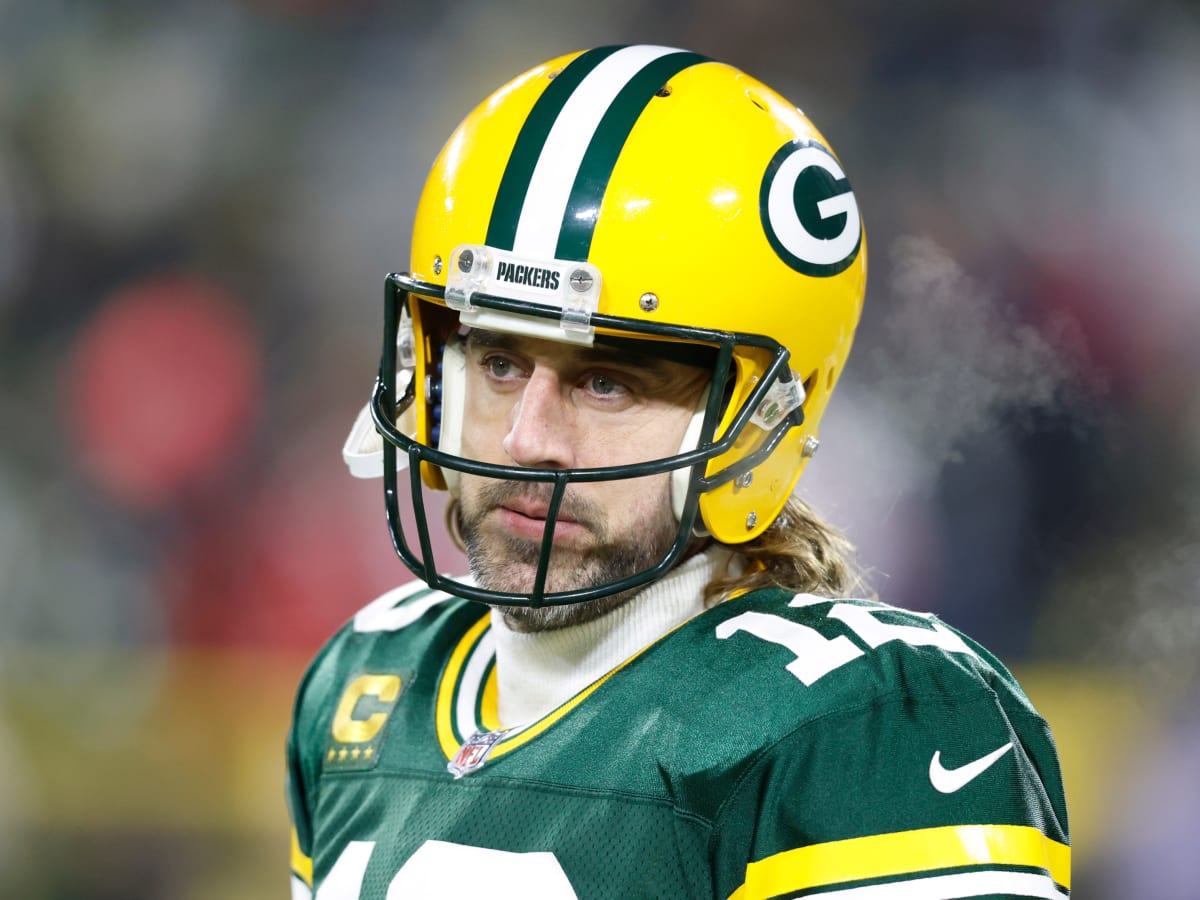 2022 NFL Draft: Aaron Rodgers reacts to the Packers not selecting