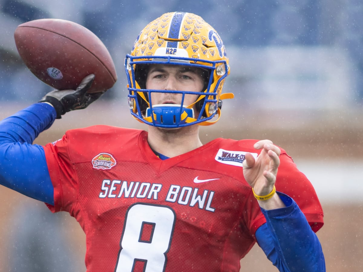 Scouting Combine (Day 1) - QB Kenny Pickett's small hands don't