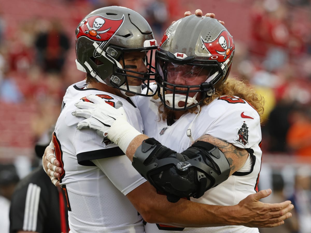 Buccaneers re-sign Bengals target Ryan Jensen - Cincy Jungle