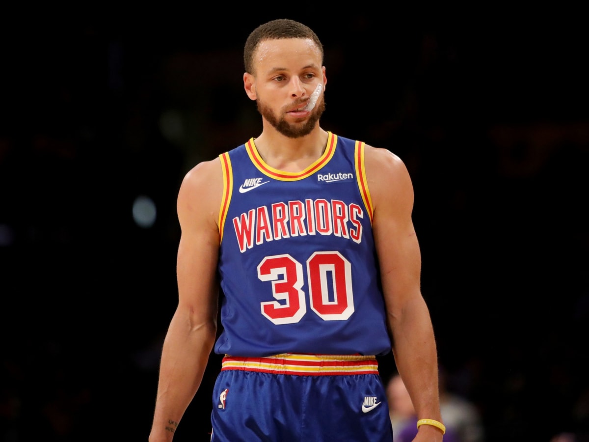 Warriors' Steph Curry, Klay Thompson, Andrew Wiggins out Monday at Nuggets