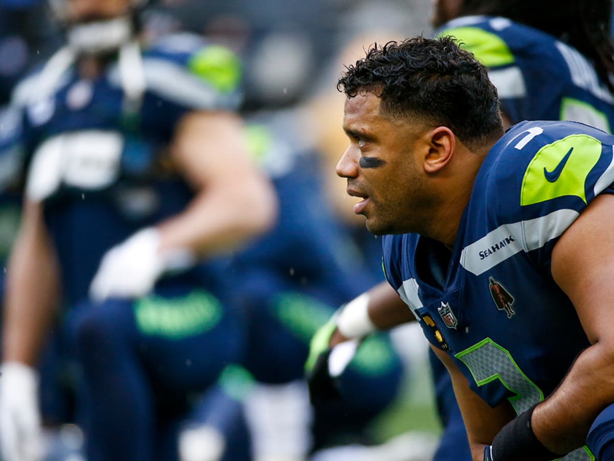 Russell Wilson's Pro Bowl photo sparks rumor of 'not being against' playing  for Commanders - DC Sports King