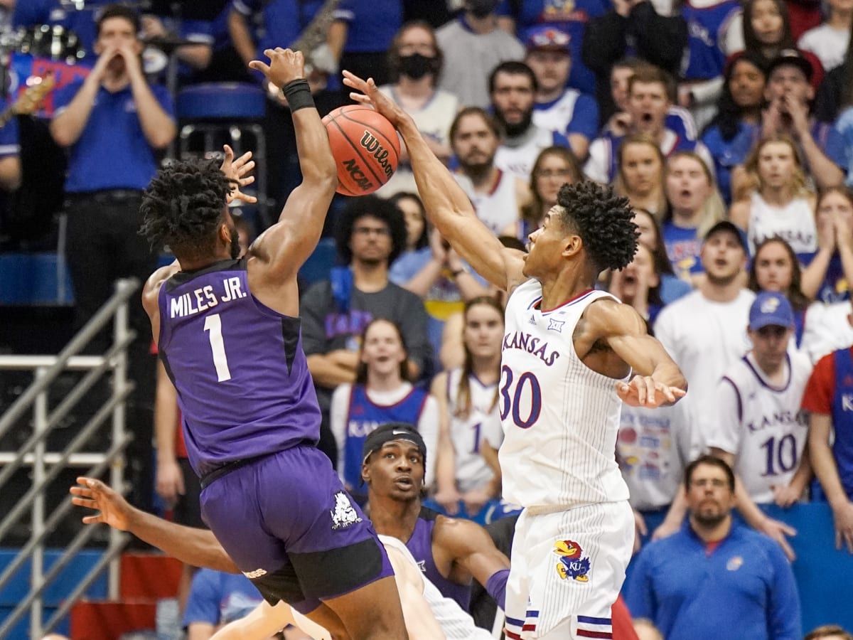 Men S Basketball How To Watch Tcu Vs Kansas Sports Illustrated Tcu Killer Frogs News Analysis And More