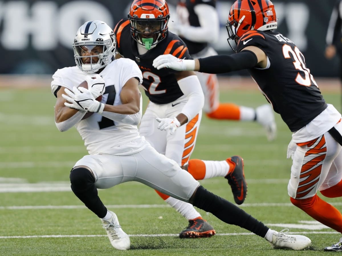 Raiders' wide receiver Zay Jones has a new number, Raiders News