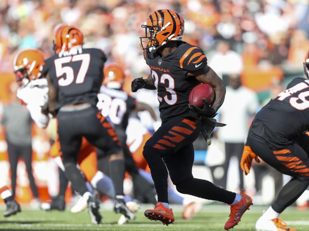 Cincinnati Bengals cornerback Darius Phillips (23) warms up before an NFL  football game against …