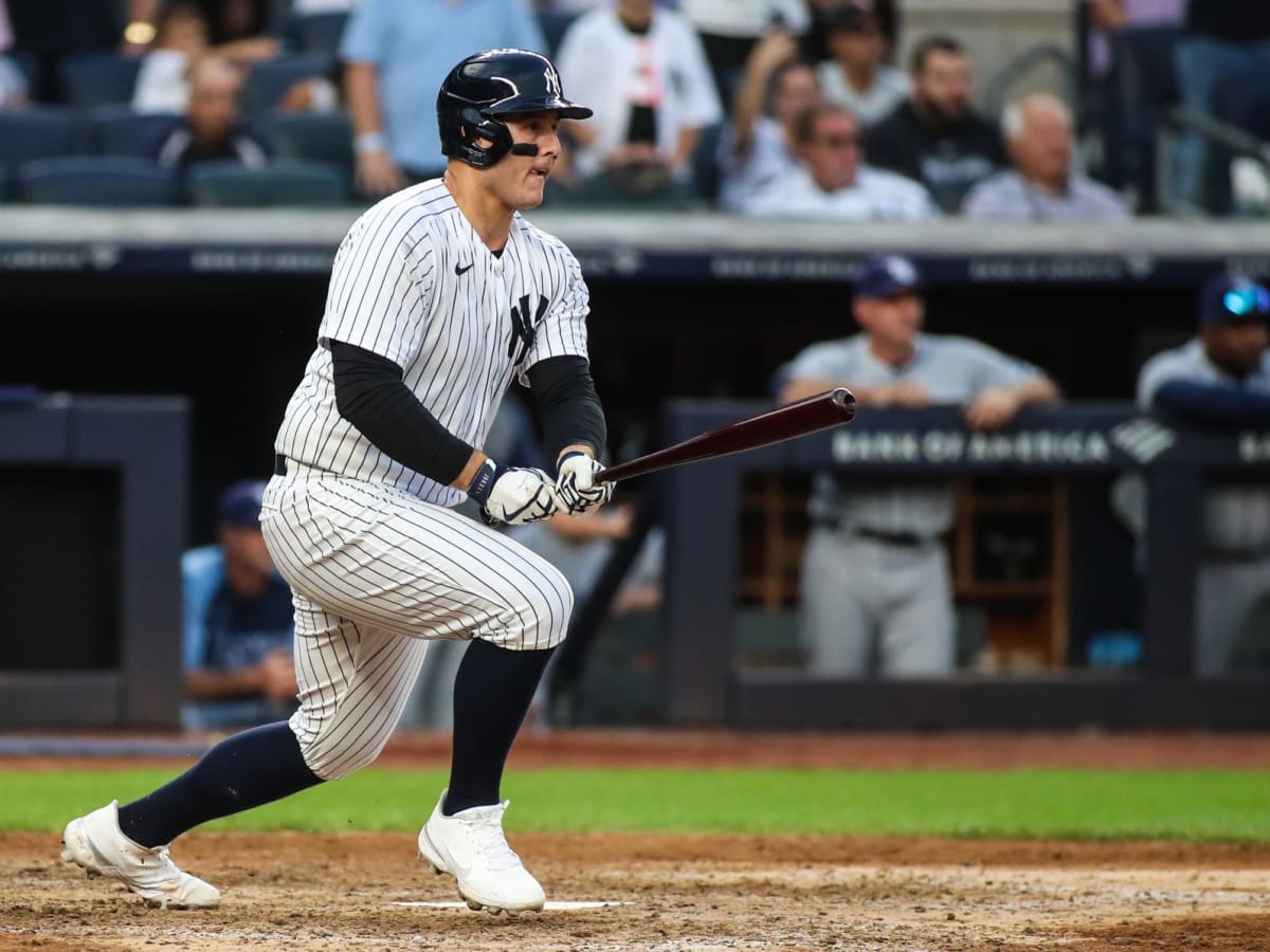 New York Yankees Re-Sign 1B Anthony Rizzo to Two-Year Deal - Sports  Illustrated NY Yankees News, Analysis and More