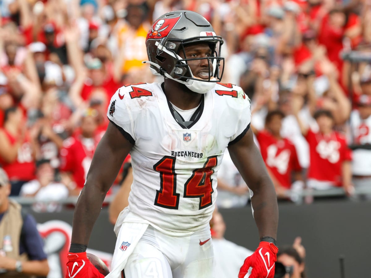 Buccaneers vs. Saints Prediction, Picks, Best Bets & Odds for 10/1 - Tampa  Bay Buccaneers, BucsGameday