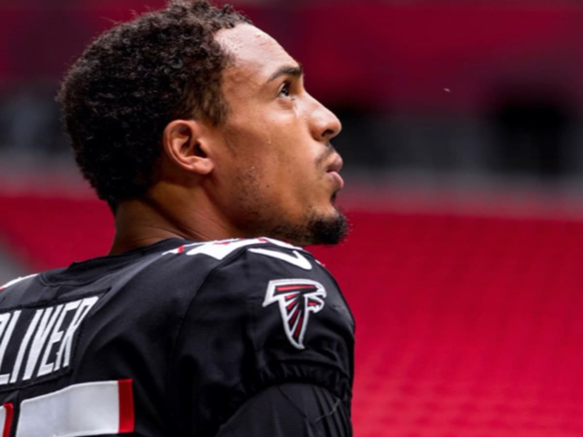 Falcons to bring back CB Isaiah Oliver, per report