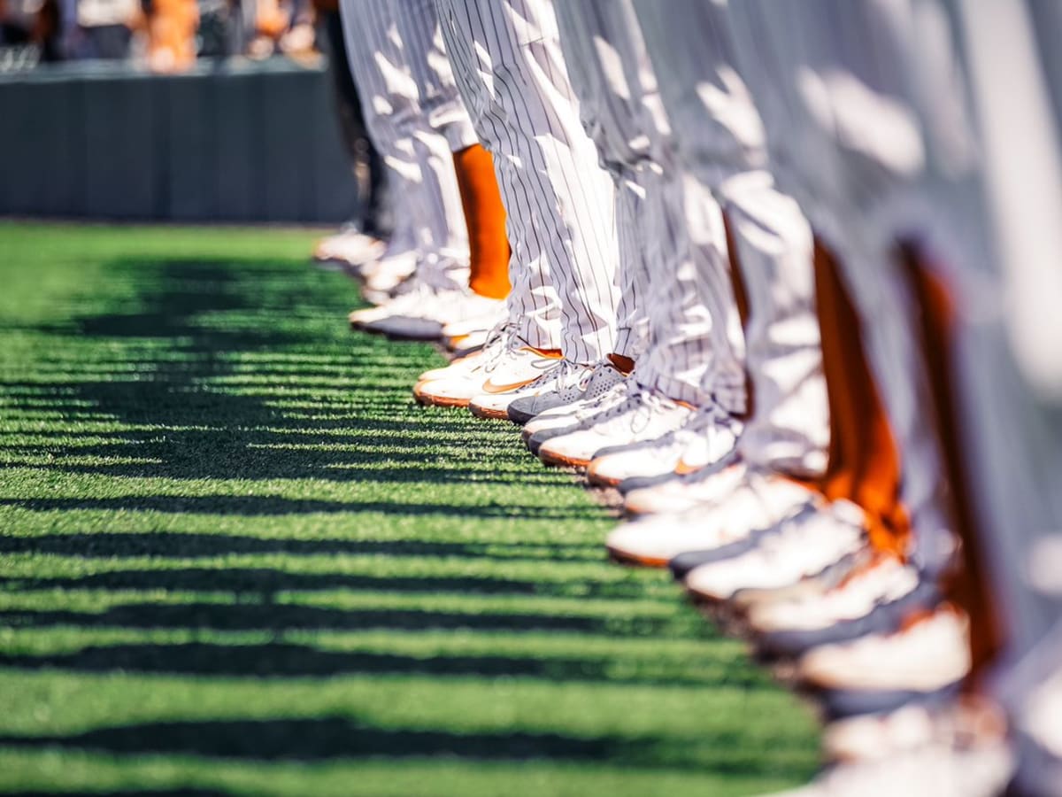 Texas baseball sweeps Incarnate Word 12-0 behind Stehly's three homers