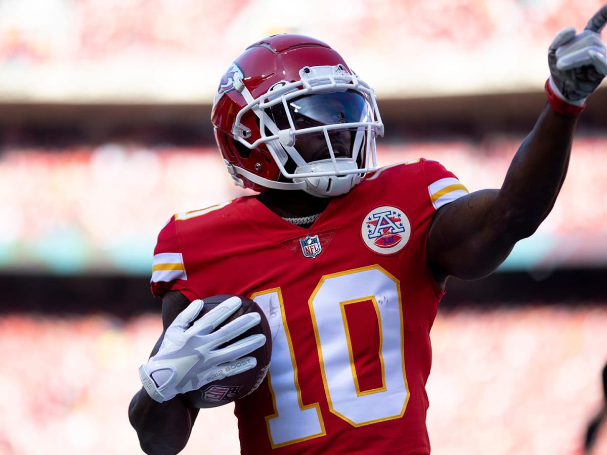 Tyreek Hill Claims He Prepares For Opposing Defenses By Playing Madden -  The Spun: What's Trending In The Sports World Today