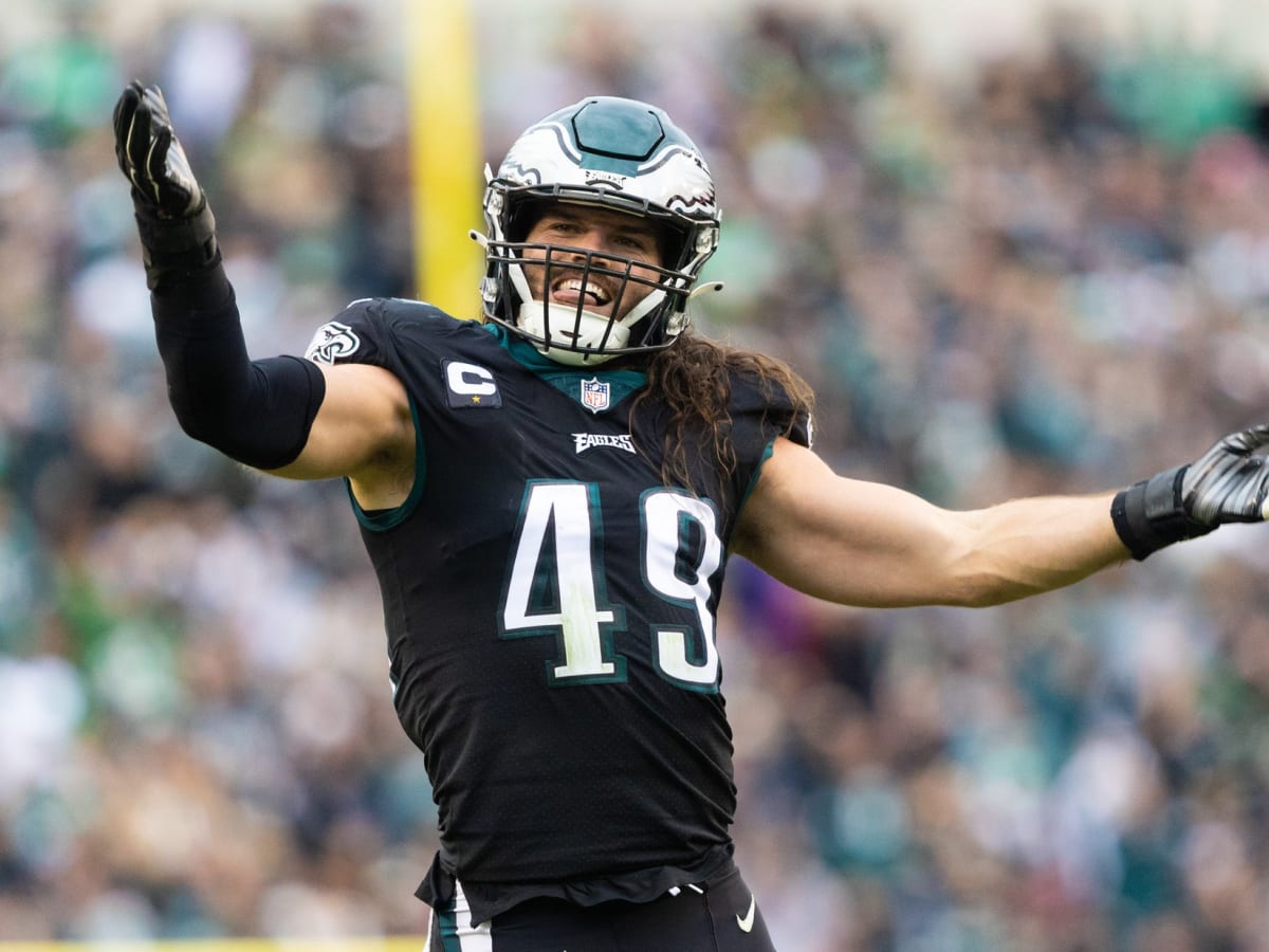 How Alex Singleton's family, Eagles teammates reacted to his game