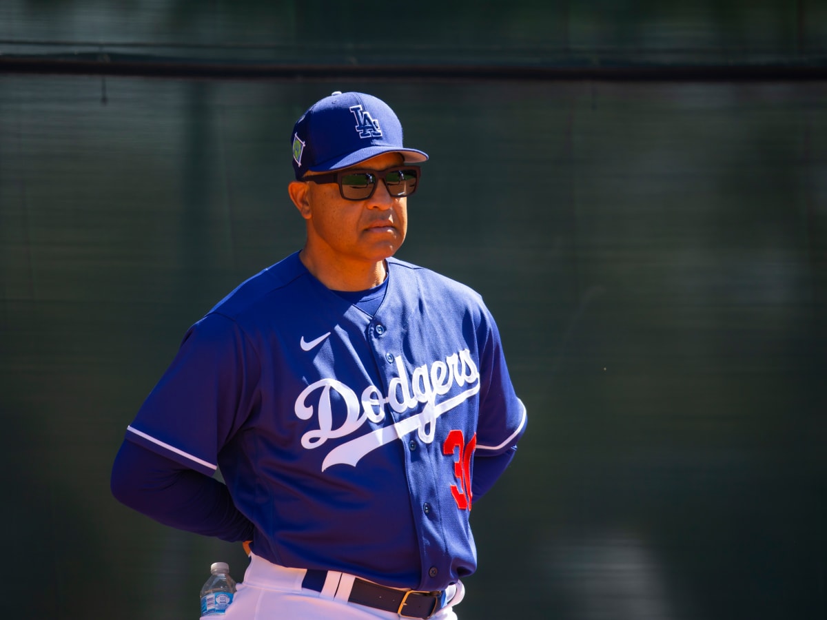 Dave Roberts Signed Dodgers City Blue Home Jersey (Gameday) Los Angele –