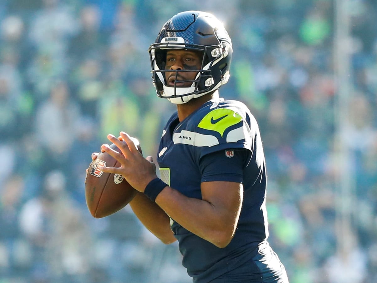 Seattle Seahawks QB Geno Smith 'Difference'? 3 Steps to Improving in 2023 -  Sports Illustrated Seattle Seahawks News, Analysis and More