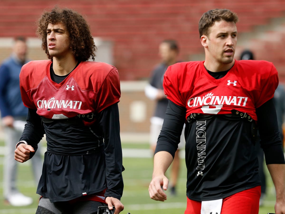 Cincinnati QB Ben Bryant out for season with foot injury, source