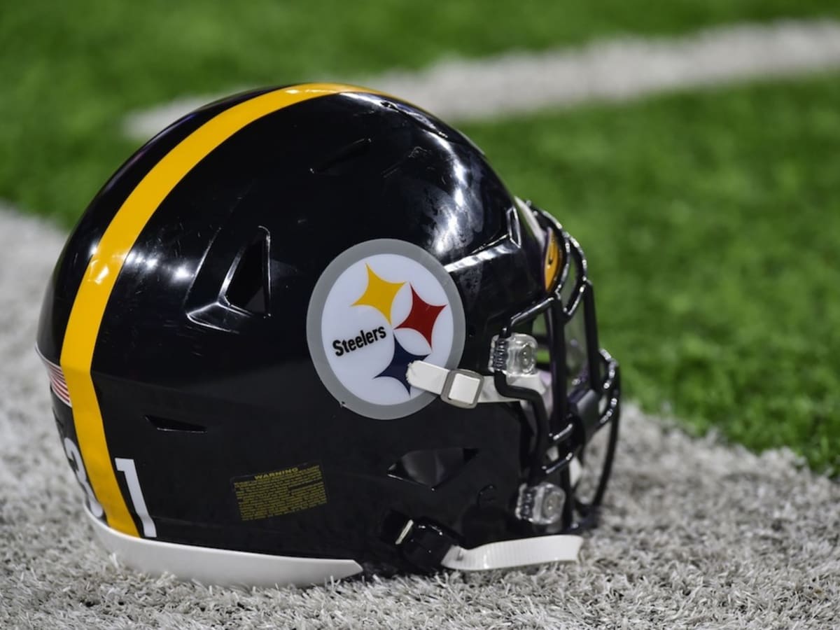 Pittsburgh Steelers Mini Camp Takeaways: Goofy Helmets and Missing Starters  - Sports Illustrated Pittsburgh Steelers News, Analysis and More