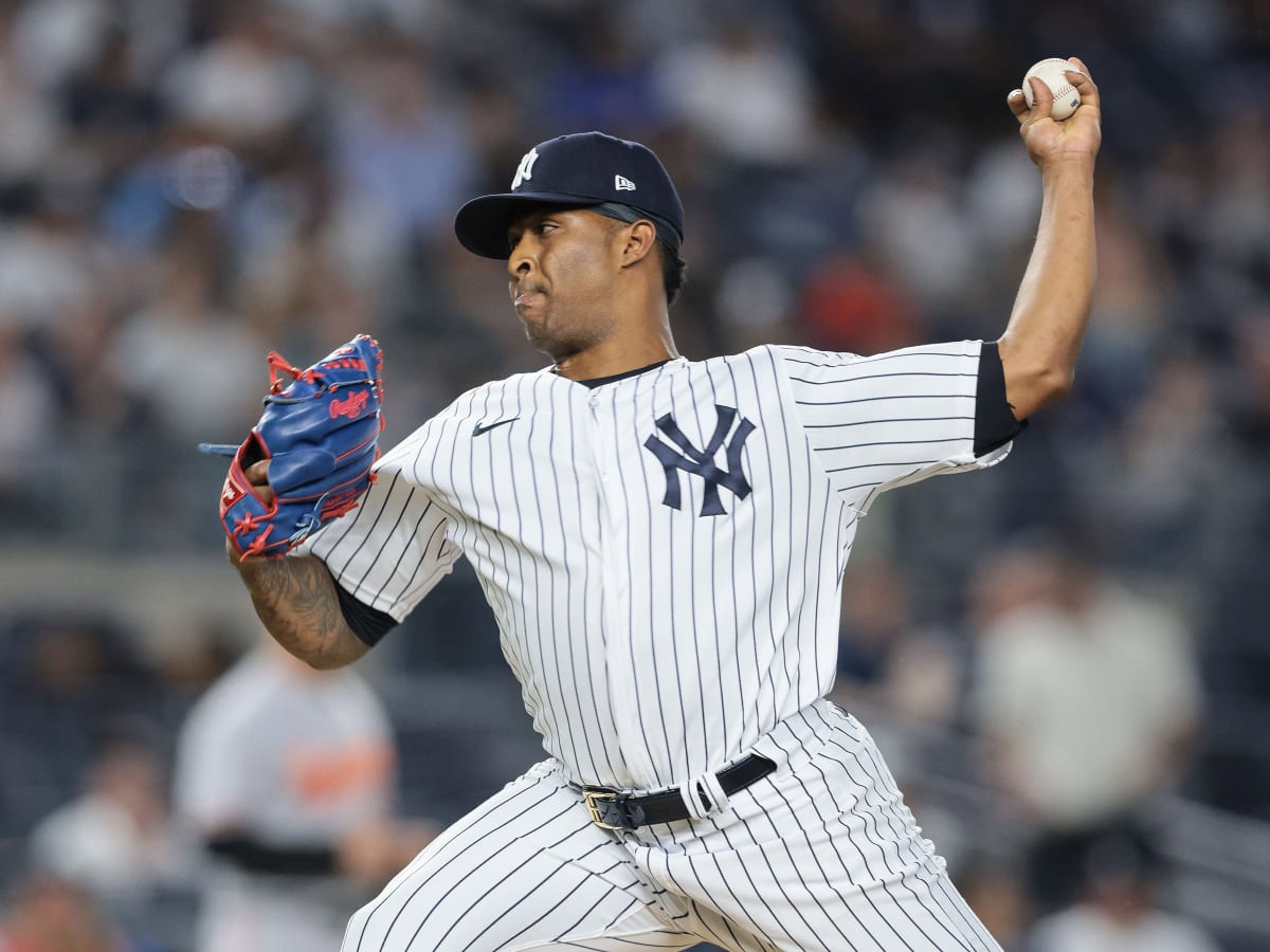 Yankees swap relief pitchers in trade with Mets