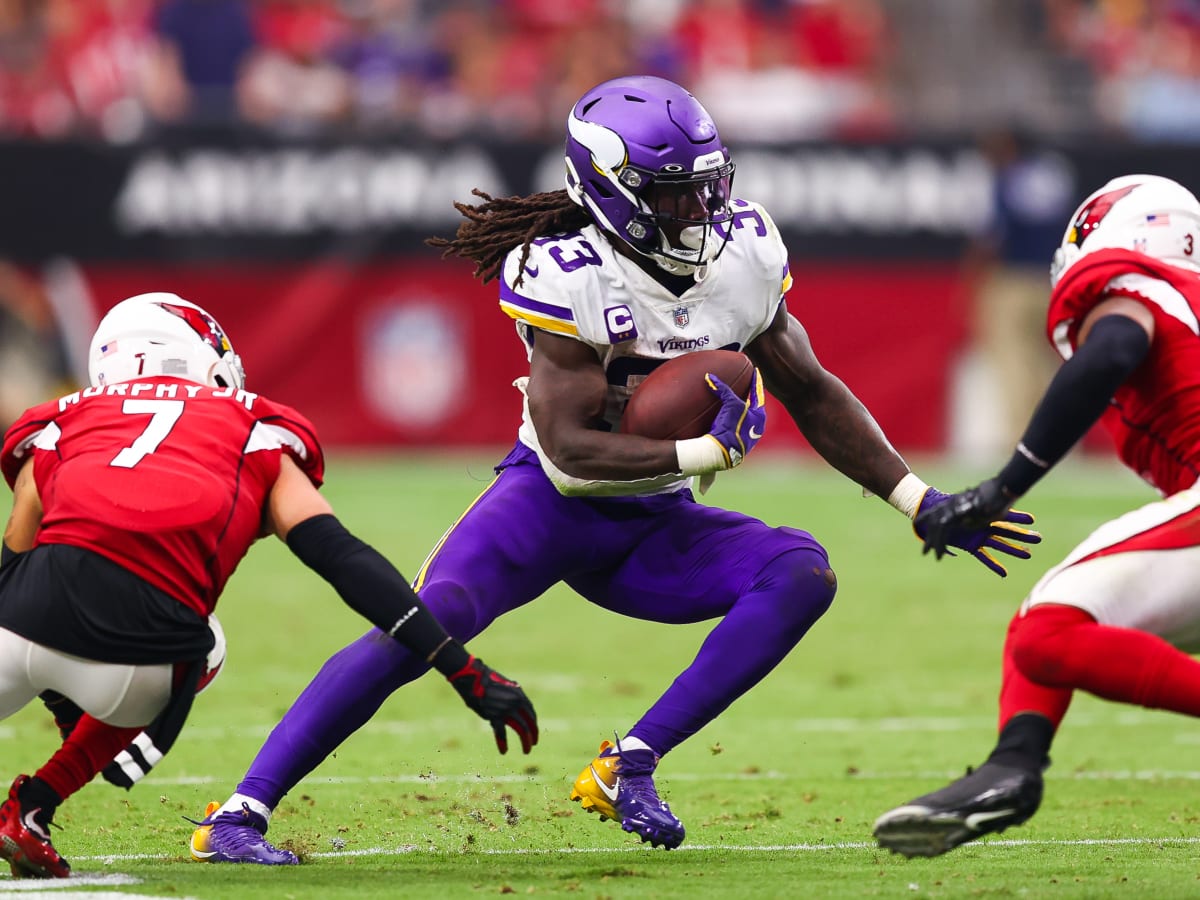 Vikings RB Dalvin Cook Dislocates Shoulder