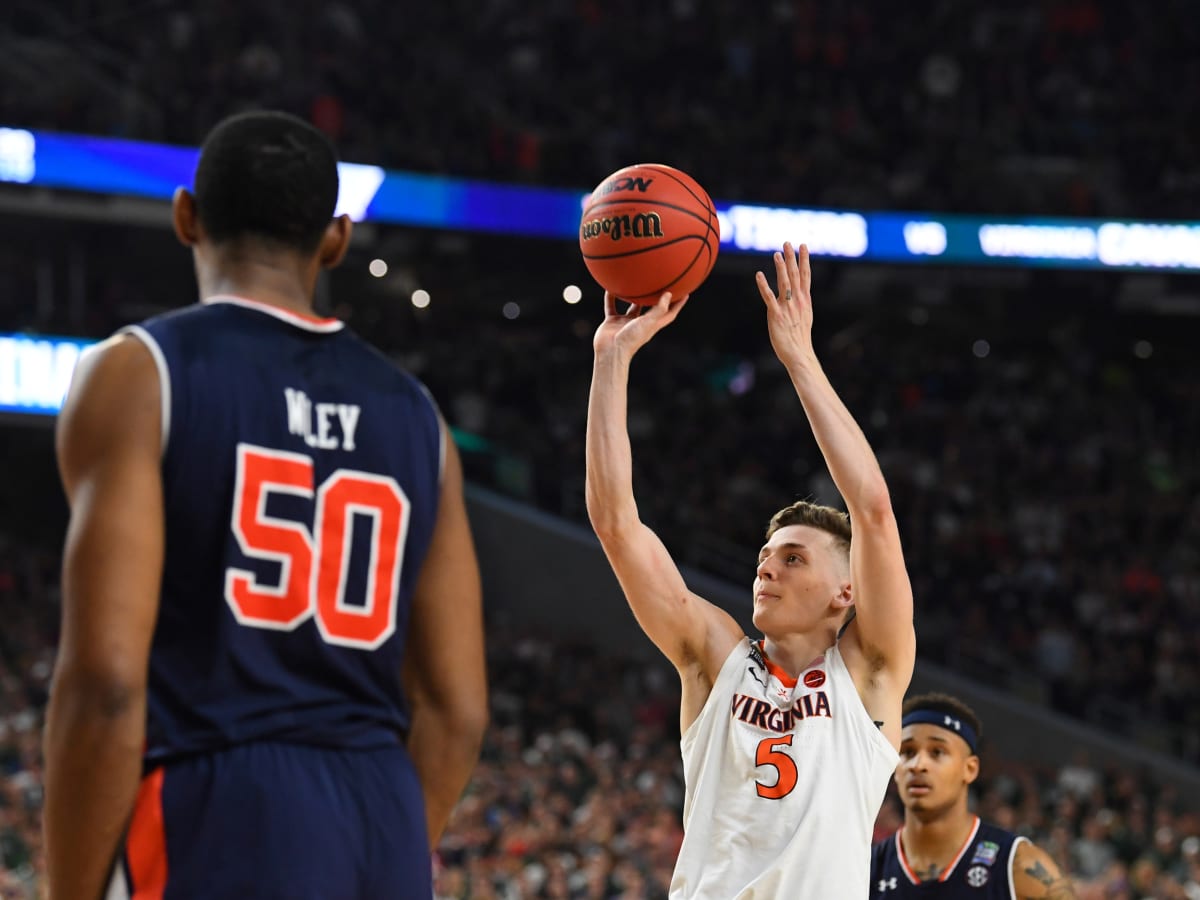 Virginia's Kyle Guy Credits Mental Toughness In Victory vs. Louisville 