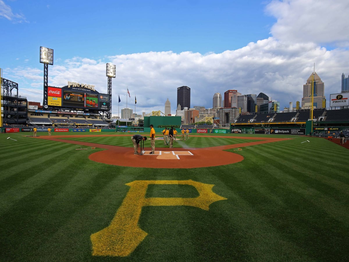 Pittsburgh once planned a 'Jetsons'-style stadium on top of river for  Pirates