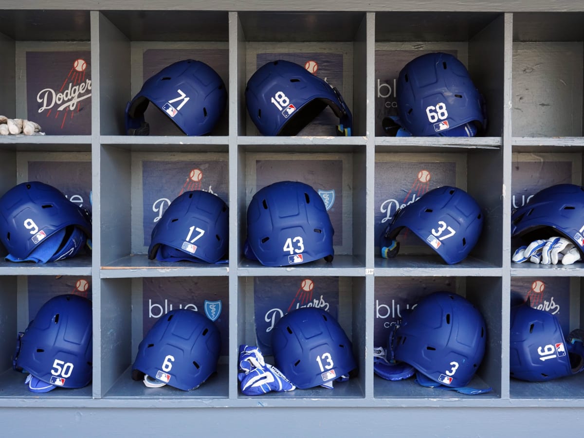 Dodgers roster: Opening day includes 16 pitchers, 12 position