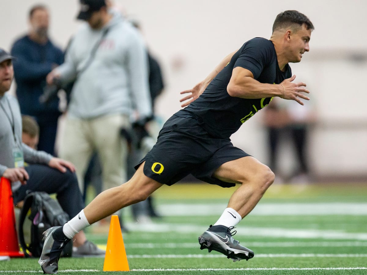 Former Duck football player and track star Devon Allen signs three-year  deal with Philadelphia Eagles, Sports