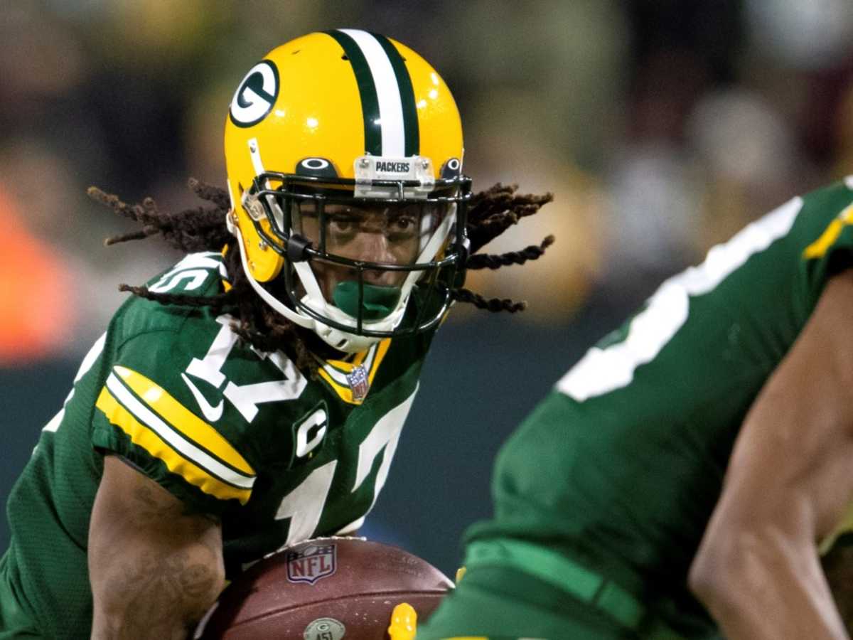 Packers Hand Out Davante Adams' Old No. 17 Jersey - Sports Illustrated  Green Bay Packers News, Analysis and More