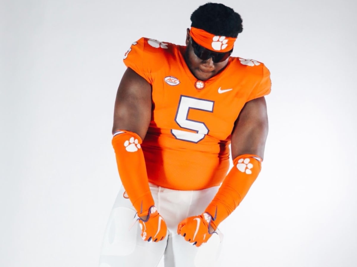 Jarrett Begins NFL Dream Amid Adversity – Clemson Tigers Official Athletics  Site