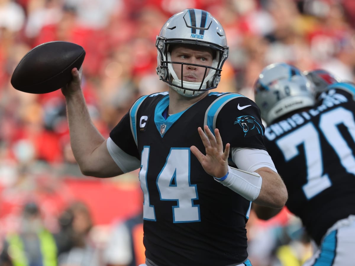 Panthers OC Ben McAdoo names Sam Darnold their starting QB