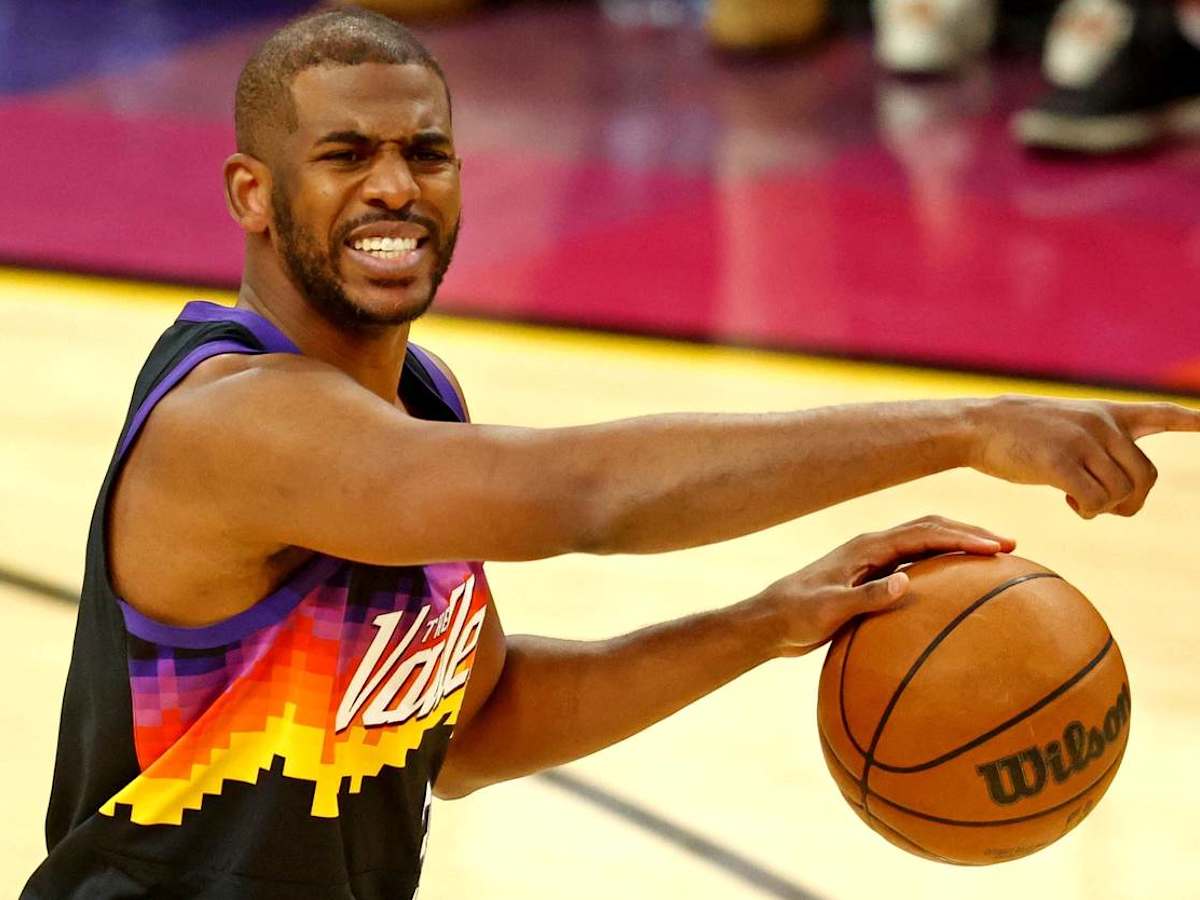 Basketball Forever - Chris Paul finally defeats Scott Foster! THE