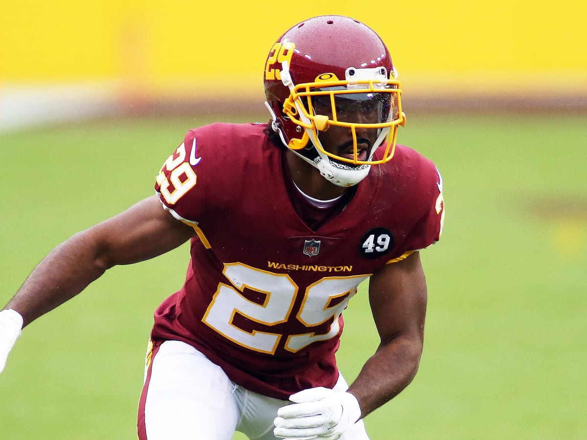 Washington Commanders cornerback Kendall Fuller plays defense during the  first half of an NFL football game against the Houston Texans, Sunday, Nov.  20, 2022, in Houston. (AP Photo/Eric Christian Smith Stock Photo 