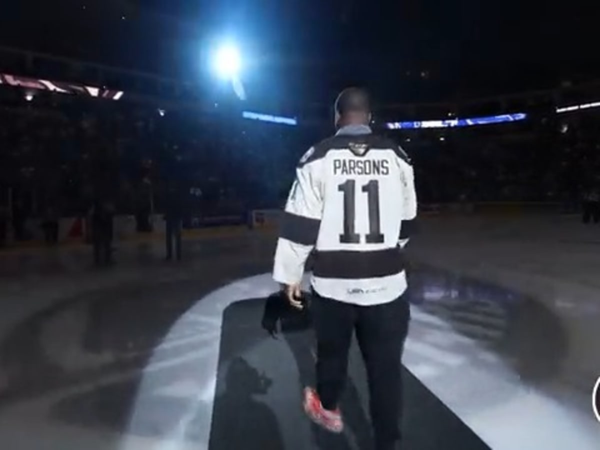 Micah Parsons receives the Key to the City of Harrisburg 