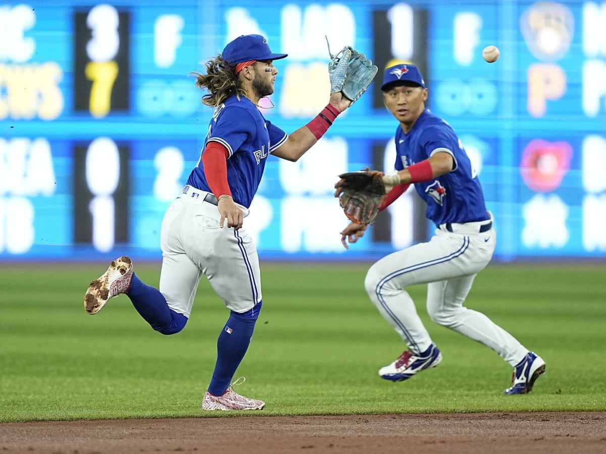 Bichette and Blue Jays Retain Momentum With Walk-Off Win - Sports  Illustrated Toronto Blue Jays News, Analysis and More