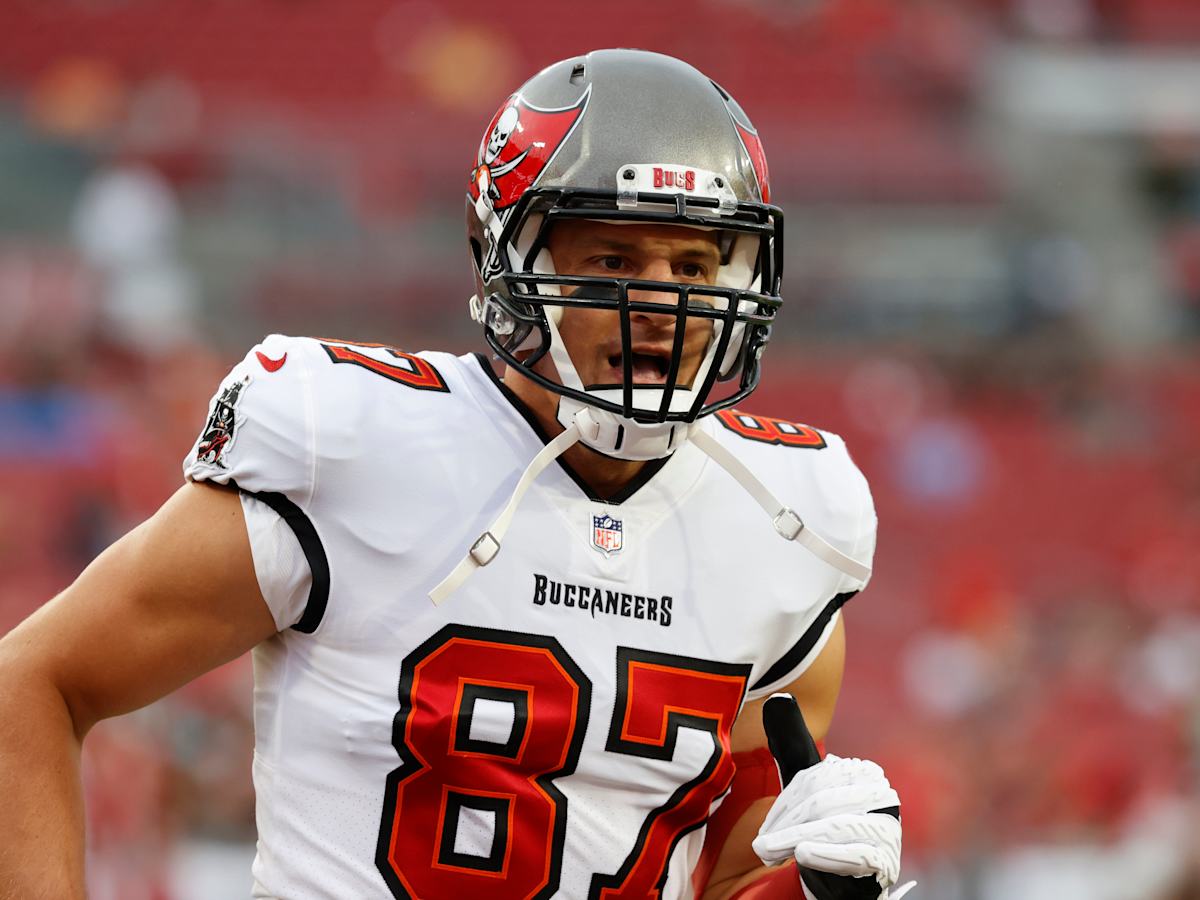 Buccaneers rumors: Rob Gronkowski's future in Tampa Bay gets an update