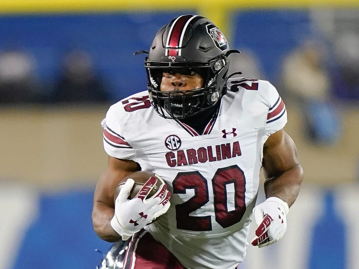 Grading the Patriots drafting South Carolina RB Kevin Harris in