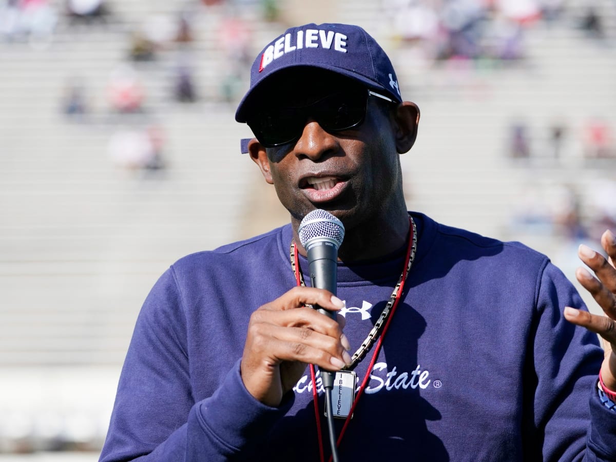 he Iconic #24 Deion Sanders Navy Jersey A Tribute to a Legend