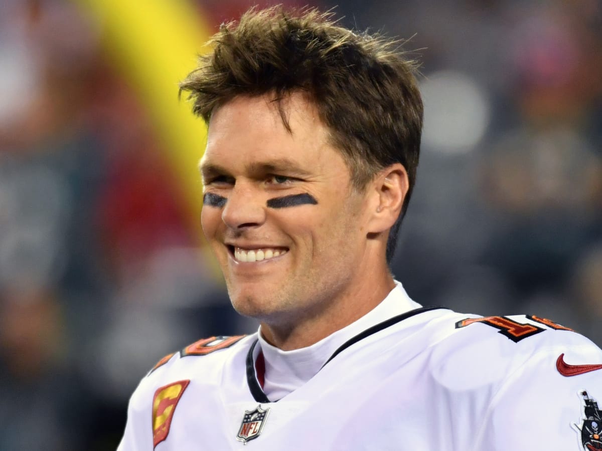 Tom Brady to Join Fox Sports as Football Analyst