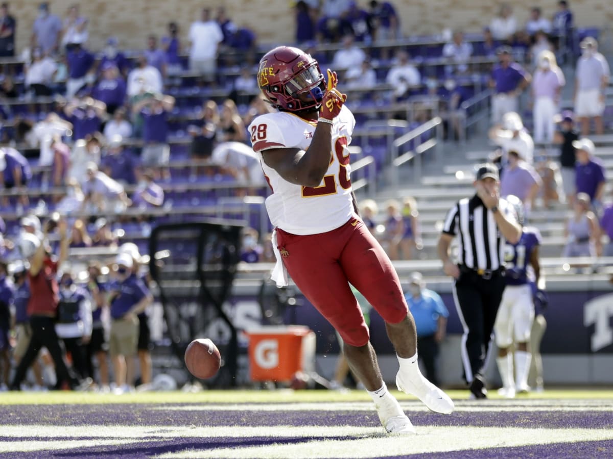 Iowa State RB Breece Hall Excited to Play With New York Jets RB Michael  Carter - Sports Illustrated New York Jets News, Analysis and More