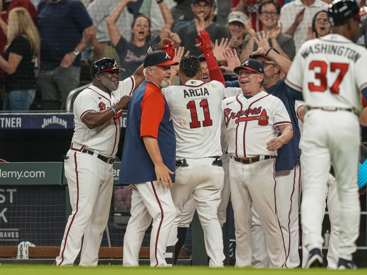 Orlando Arcia's walk-off homer propels Braves past Red Sox