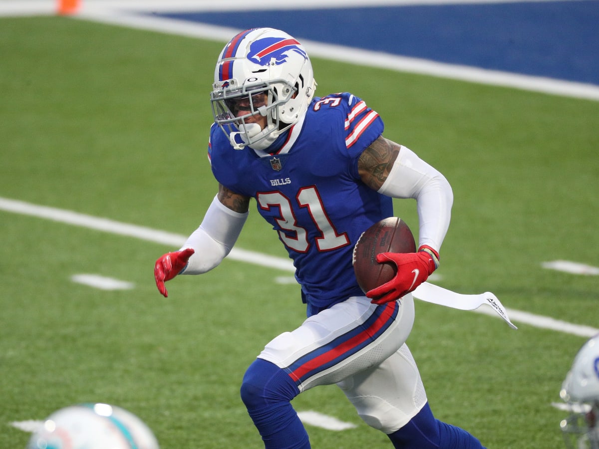 Buffalo Bills safety Dean Marlowe (31) walks off the field following an NFL  football game against the New England Patriots, Monday, Dec. 28, 2020, in  Foxborough, Mass. (AP Photo/Stew Milne Stock Photo - Alamy