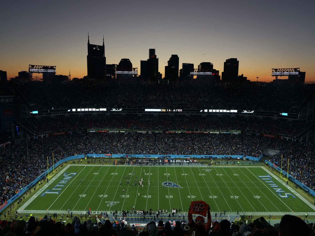 Tennessee Virginia Football game breaks attendance record at Nissan Stadium