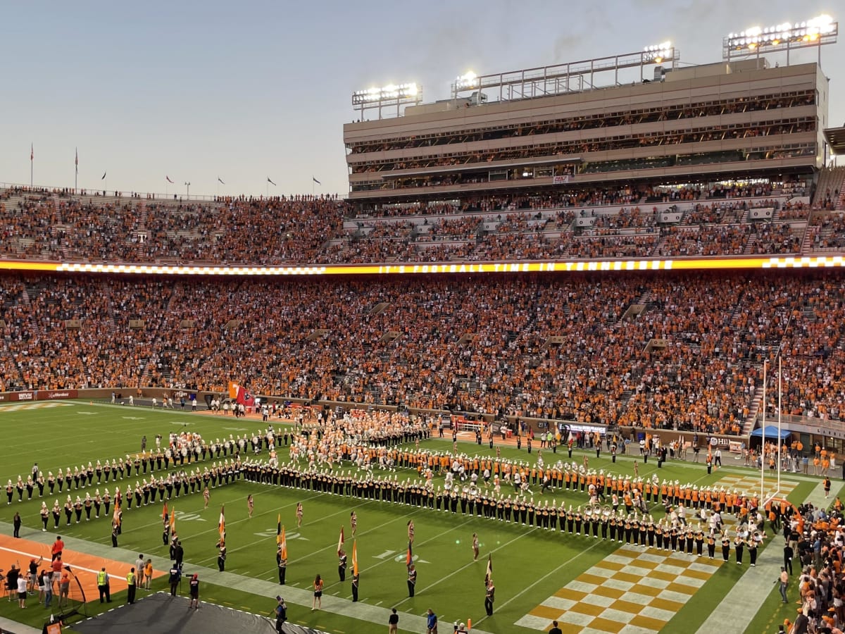 UT Welcomes Fans for the Alabama Game - News