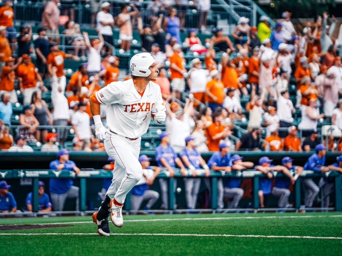 Texas Baseball on X: These two 🥹 @lebarronjr x @morehousezane   / X