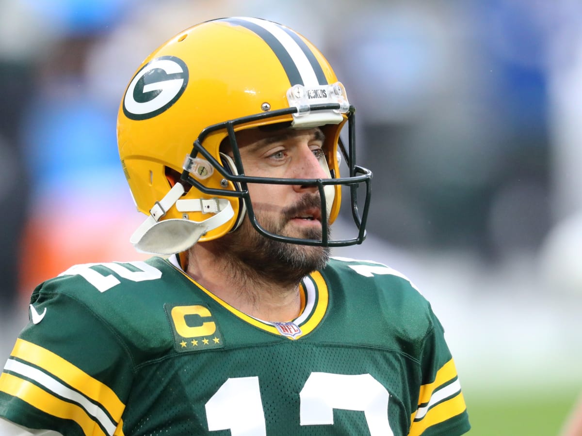 Source -- QB Aaron Rodgers not at Green Bay Packers OTAs - ESPN