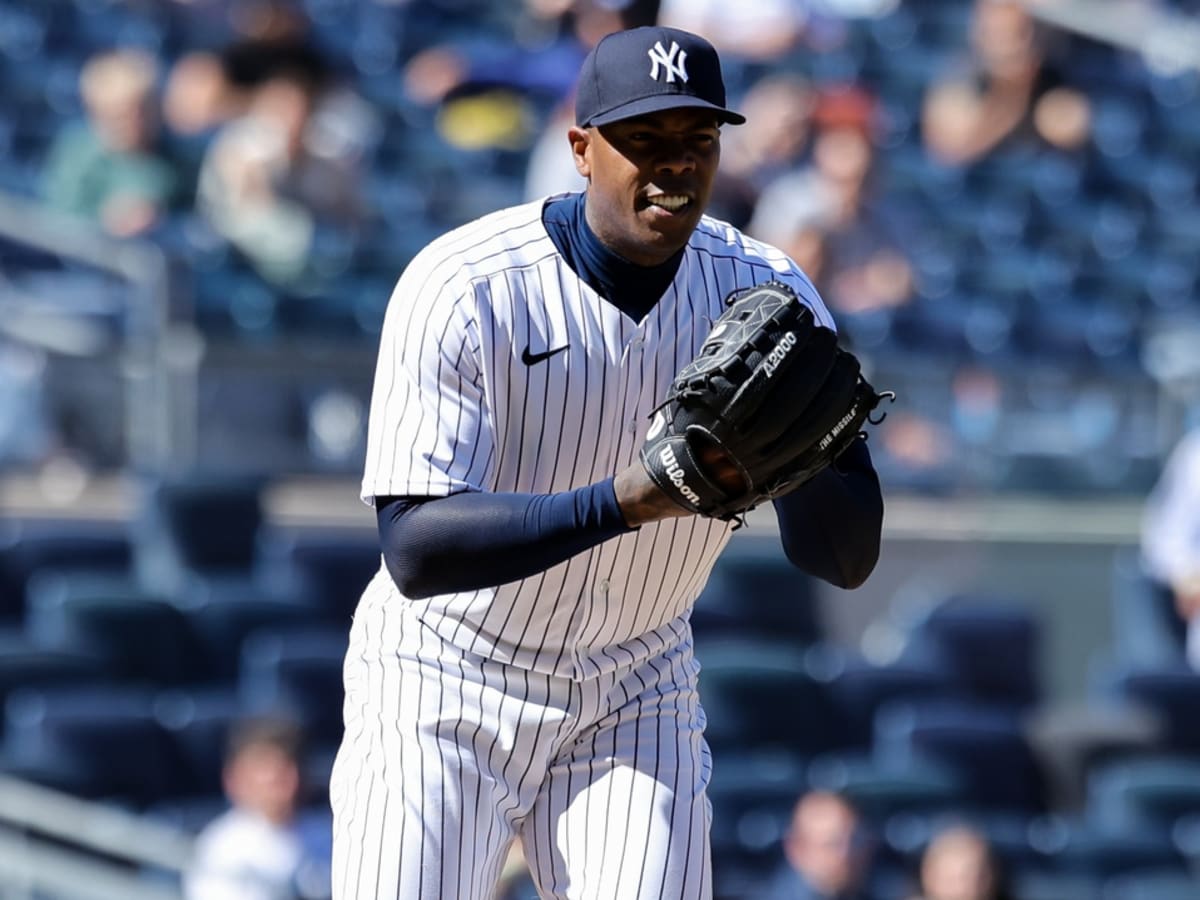 New York Yankees closer Aroldis Chapman has elbow injury - Sports