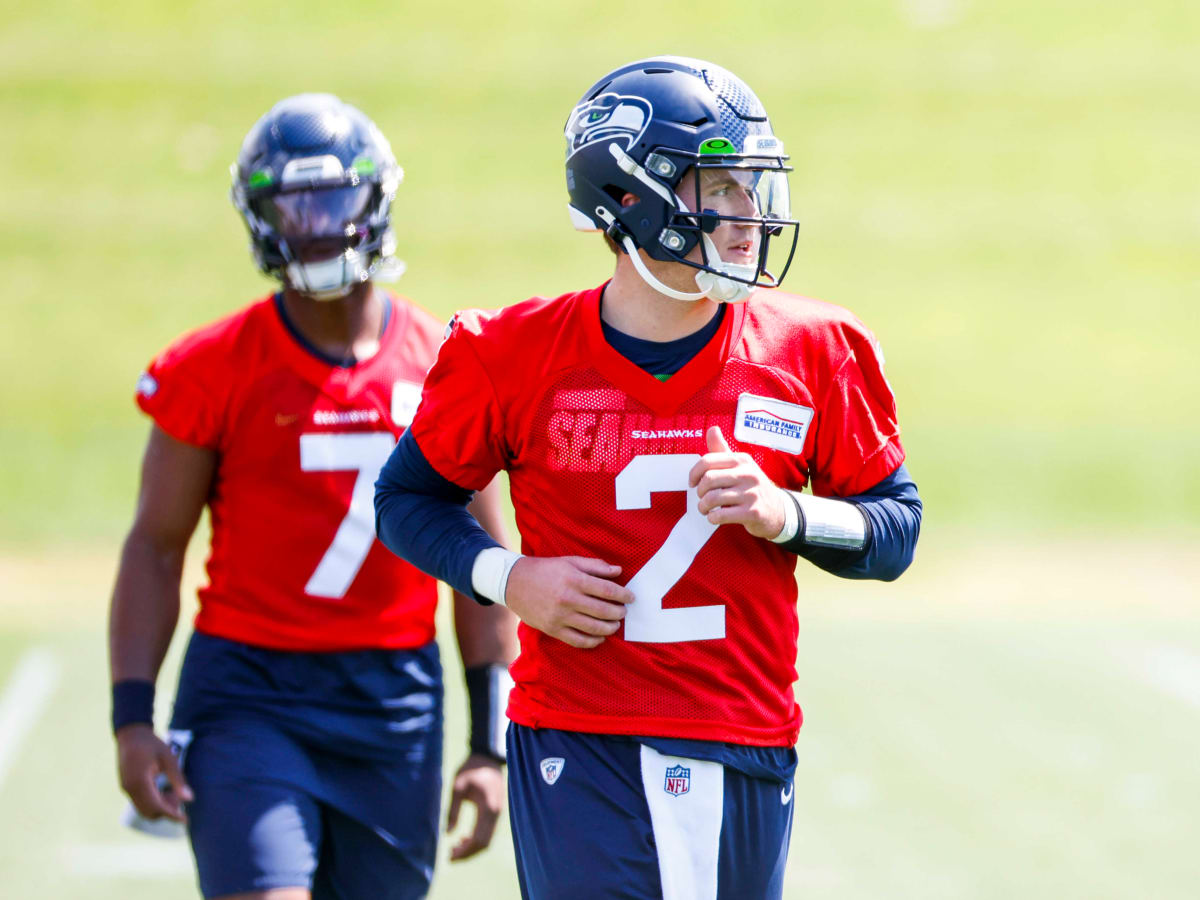 Seattle Seahawks Training Camp Preview: Offensive Storylines to Watch