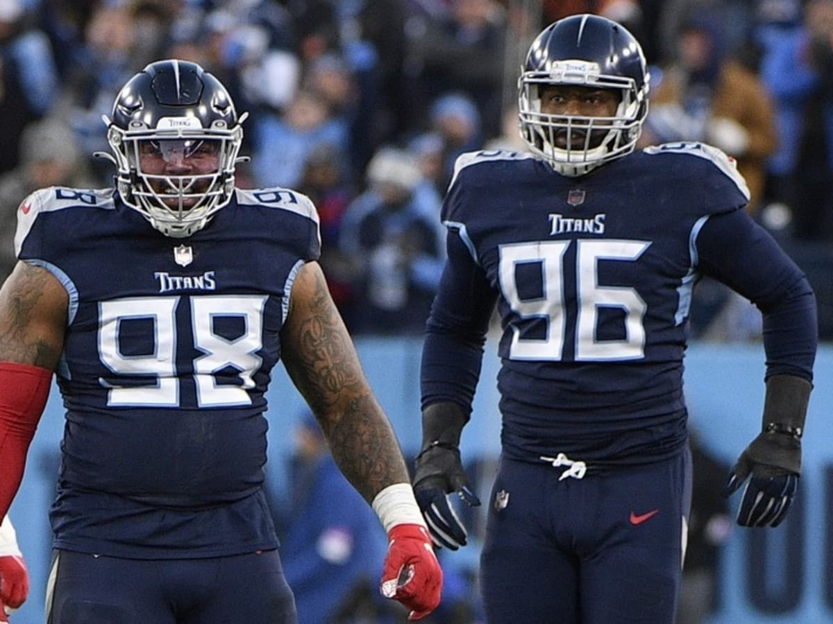 Tennessee Titans defensive lineman Denico Autry warms up during practice at  the NFL football team's training facility Tuesday, June 6, 2023, in  Nashville, Tenn. (AP Photo/George Walker IV Stock Photo - Alamy