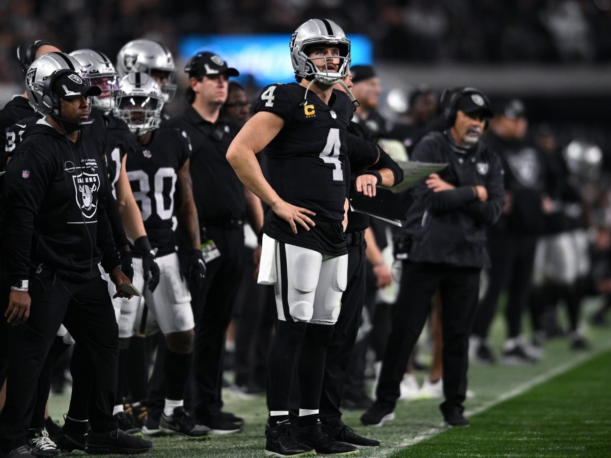 Las Vegas Raiders captains: Who are the offense, defense leaders - Sactown  Sports