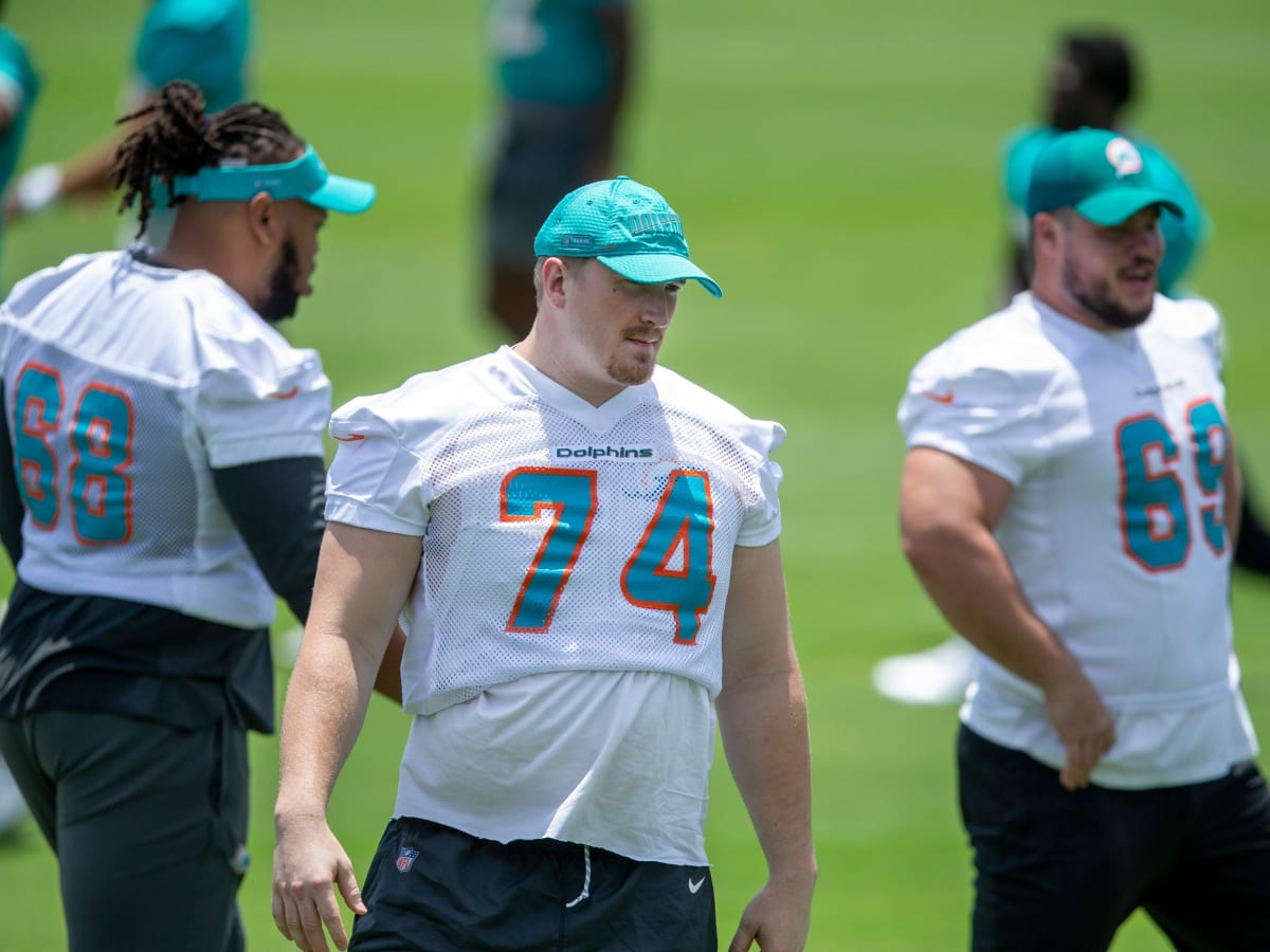 Another Setback for Miami Dolphins Offensive Line - Sports Illustrated Miami  Dolphins News, Analysis and More